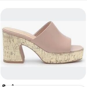 Mi,I’m Sumner Chinky heels. NWT. Retail 68